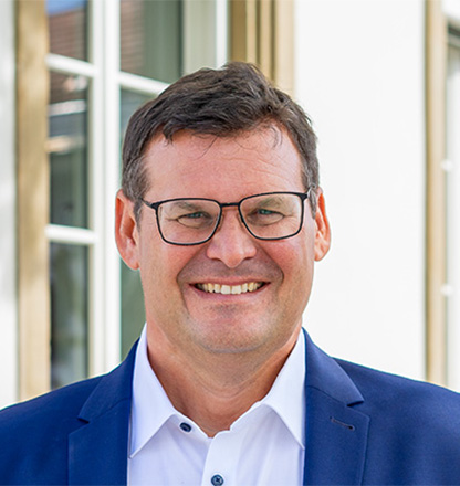 Porträt von Nils Drescher, stellvertretender Verbandsvorsitzender des Nachbarschaftsverbands Heidelberg und Mannheim